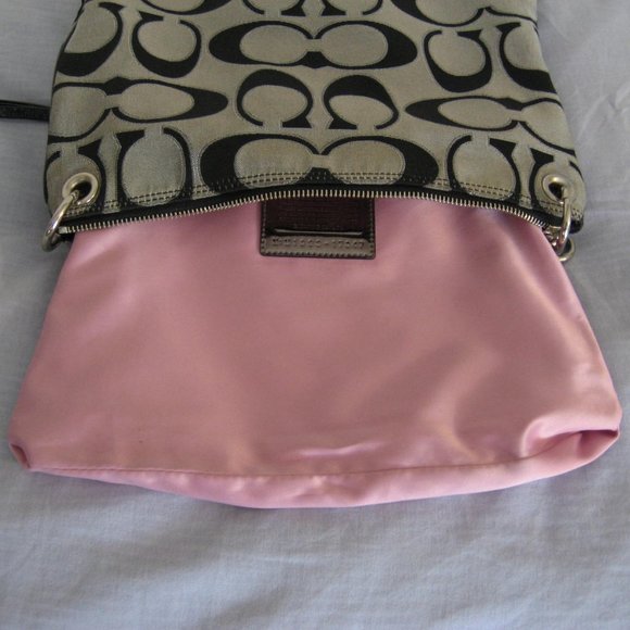 Authentic COACH Poppy Moonlight Crossbody Signature Bag, Black Gray #17047 - Picture 6 of 13